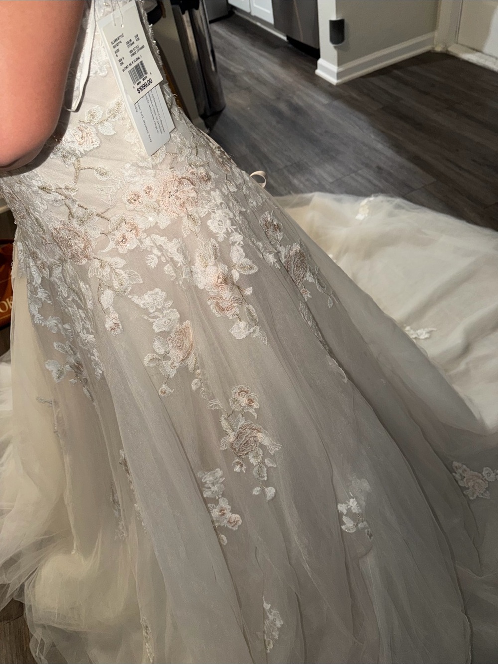David's Bridal Ivory Strapless Lace Appliqué A-Line Wedding Gown - Picture 6 of 13